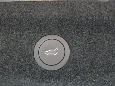 2026 Tesla MODEL Y thumbnail 33