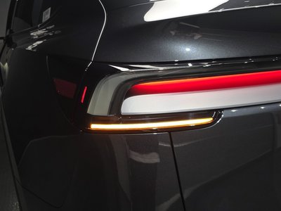 2026 Tesla MODEL Y 照片 10