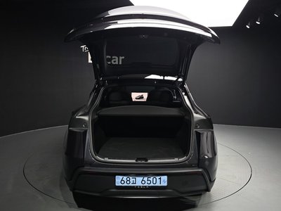 2026 Tesla MODEL Y thumbnail 26