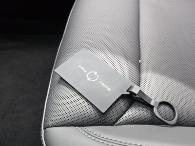 2026 Tesla MODEL Y thumbnail 35