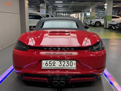 PORSCHE 718 - 5
