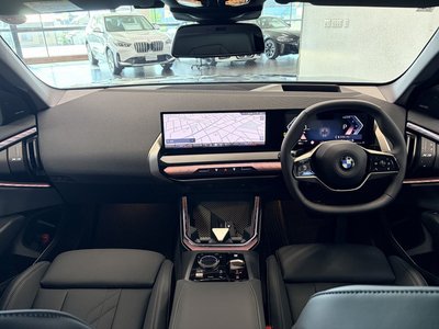 صورة مصغرة 28 لـ 2025 BMW X3