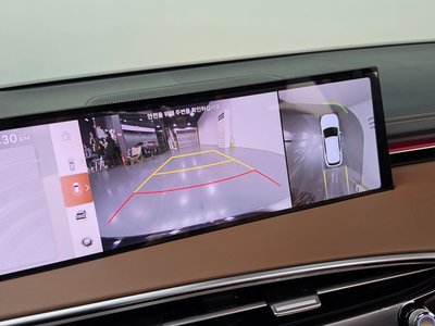 2025 Genesis GV70 — миниатюра 14
