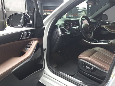 صورة 10 لـ 2023 BMW X5