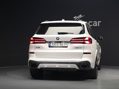 صورة 4 لـ 2023 BMW X5