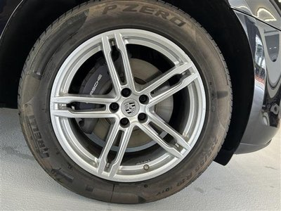 PORSCHE MACAN - 9