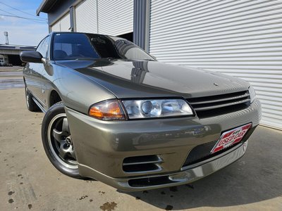 NISSAN SKYLINE - 2