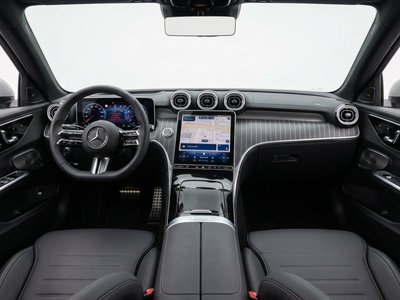 2025 Mercedes-BENZ GLC — фото 4