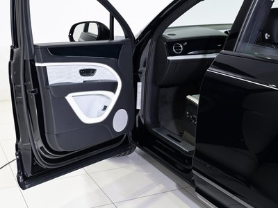 BENTLEY BENTAYGA - 10