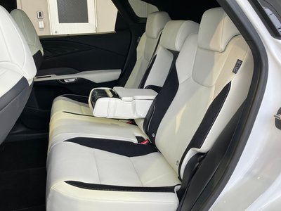 2025 Lexus RX — миниатюра 72
