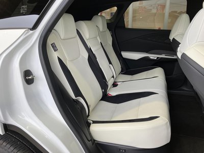 2025 Lexus RX — миниатюра 17