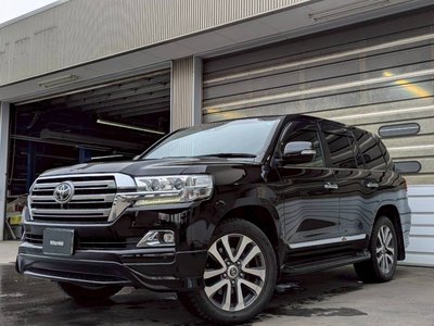 TOYOTA LAND CRUISER 200 - 6
