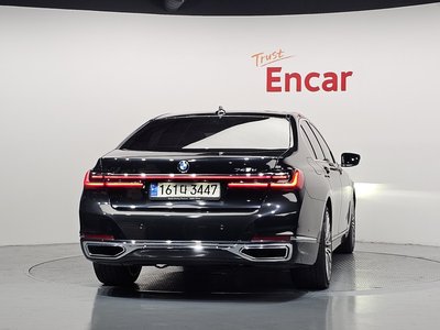 2021 BMW 7 SERIES 照片 3