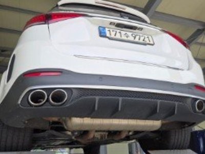 صورة 2 لـ 2021 Mercedes-BENZ GLE