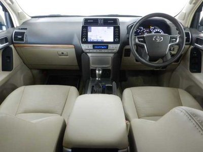 TOYOTA LAND CRUISER PRADO - 3