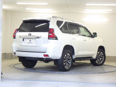 TOYOTA LAND CRUISER PRADO - 2