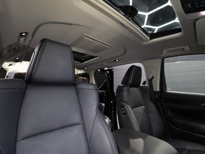 2022 Toyota ALPHARD photo 7