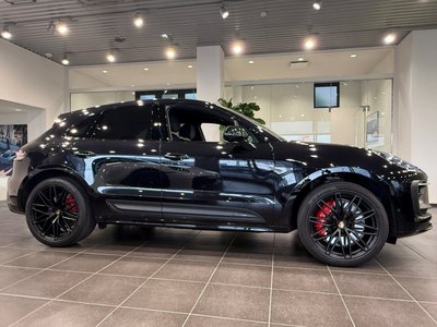 PORSCHE MACAN - 5