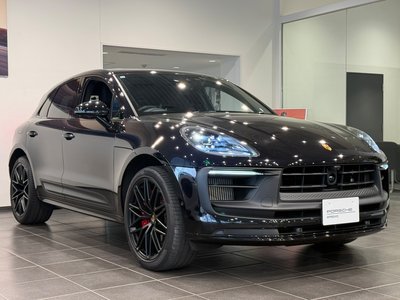 PORSCHE MACAN - 4
