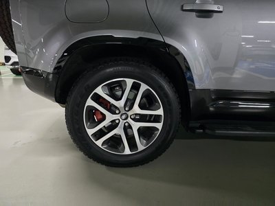 LAND ROVER DEFENDER - 6