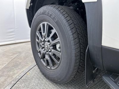 صورة 9 لـ 2024 Toyota LAND CRUISER 250