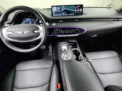 صورة 5 لـ 2022 Genesis GV70
