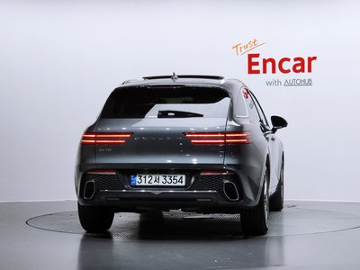 صورة 3 لـ 2022 Genesis GV70