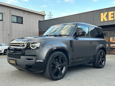 LAND ROVER DEFENDER - 4