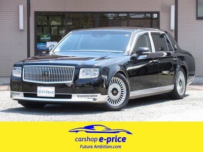 TOYOTA CENTURY - 1