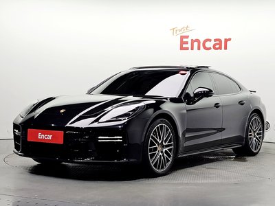 PORSCHE PANAMERA - 1