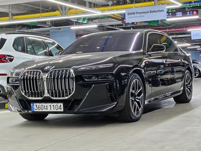 BMW 7 SERIES - 1