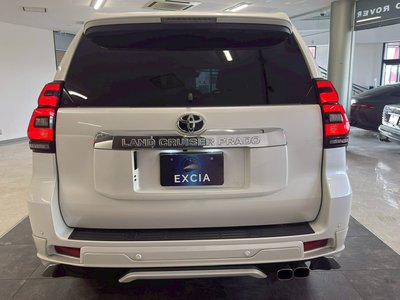 TOYOTA LAND CRUISER - 9