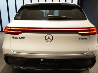 MERCEDES-BENZ EQC - 8