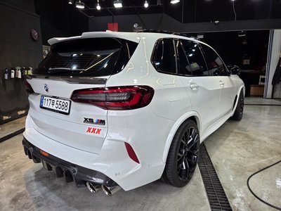 2021 BMW X5 M photo 4