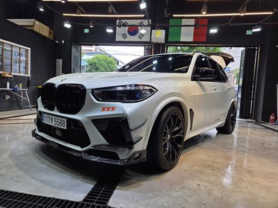 2021 BMW X5 M photo 1