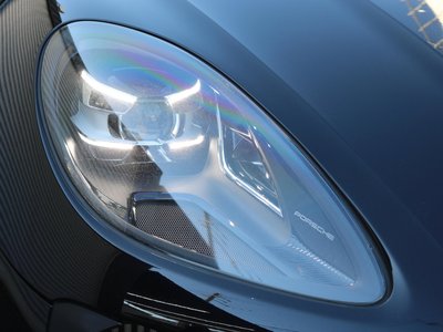 PORSCHE MACAN - 5