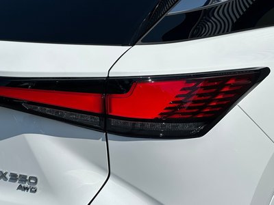 2025 Lexus RX — миниатюра 24