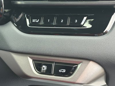 2025 Lexus RX — миниатюра 68