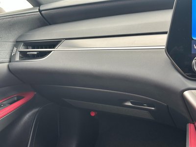 2025 Lexus RX — миниатюра 47