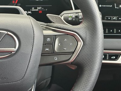 2025 Lexus RX — миниатюра 42