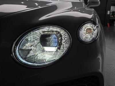 2023 Bentley BENTAYGA photo 9