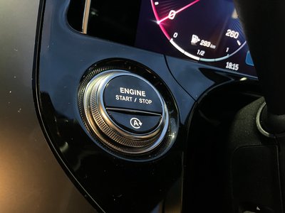 2025 Mercedes-BENZ E-CLASS — миниатюра 33