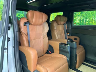 2025 Toyota VELLFIRE — фото 9