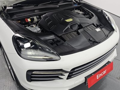 PORSCHE CAYENNE - 7
