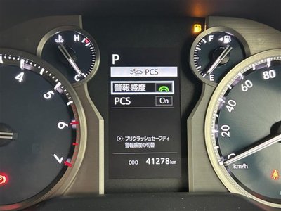 TOYOTA LAND CRUISER PRADO - 10