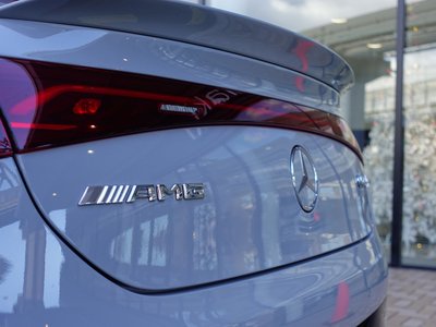 MERCEDES-BENZ EQE AMG - 7