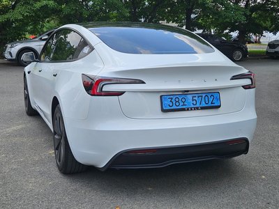 صورة 7 لـ 2025 Tesla MODEL 3