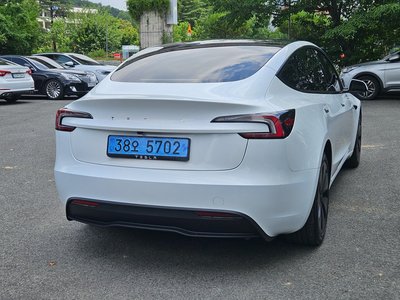 صورة 6 لـ 2025 Tesla MODEL 3