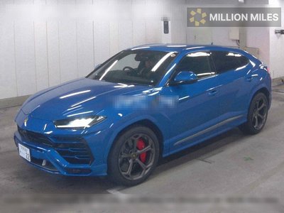 LAMBORGHINI URUS - 4