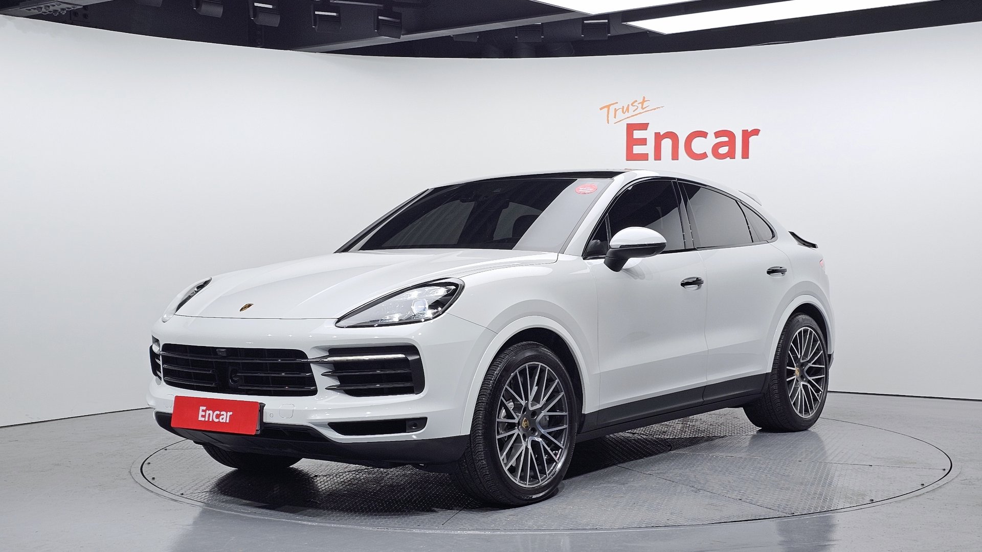PORSCHE CAYENNE - View 1
